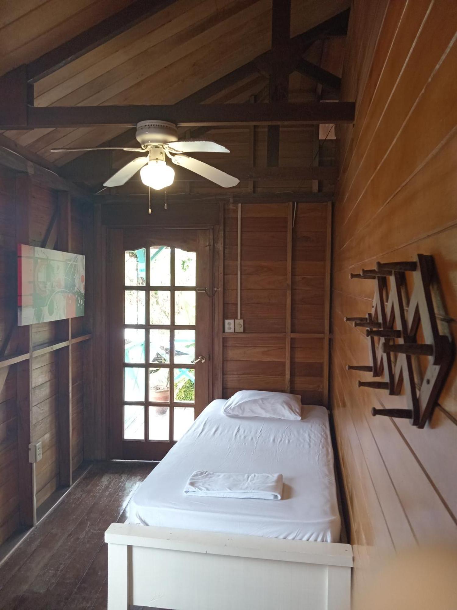 Villa Bahia Del Sol โบกัสทาวน์ ภายนอก รูปภาพ
