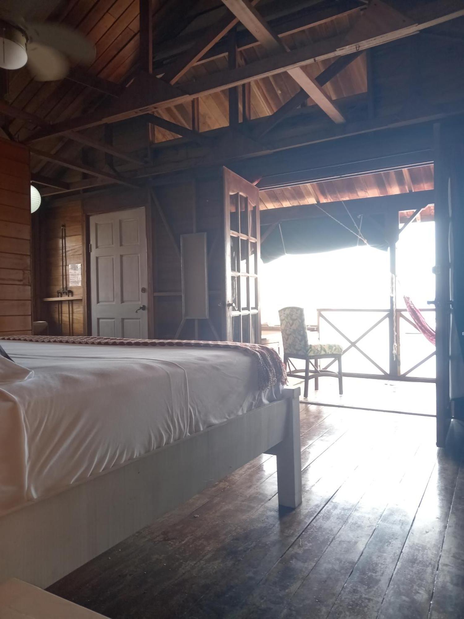 Villa Bahia Del Sol โบกัสทาวน์ ภายนอก รูปภาพ