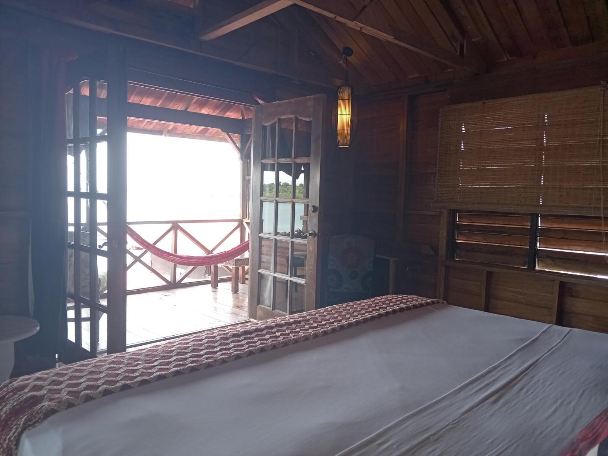 Villa Bahia Del Sol โบกัสทาวน์ ภายนอก รูปภาพ