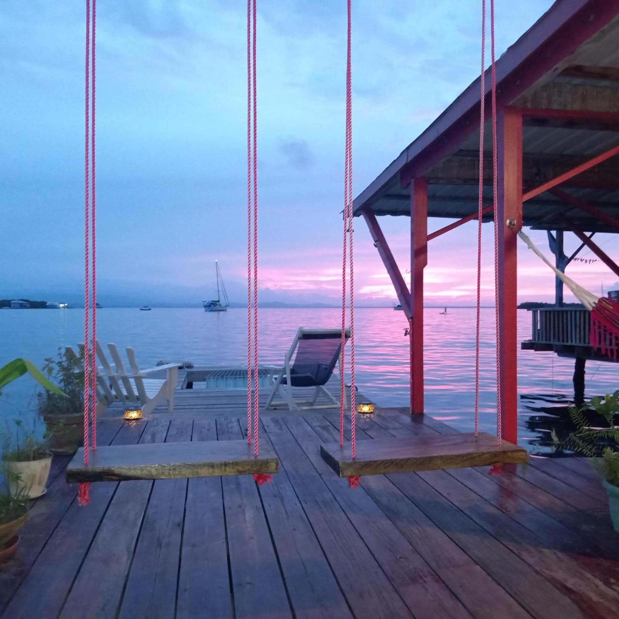 Villa Bahia Del Sol โบกัสทาวน์ ภายนอก รูปภาพ